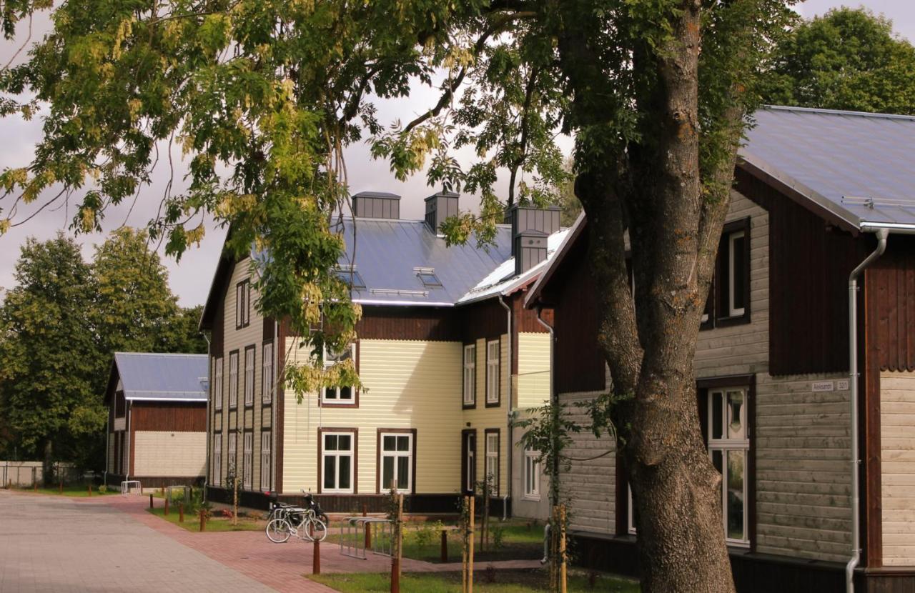 Emajoe Keeltekool Apartment Tartu Esterno foto