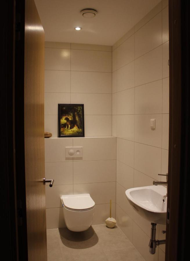 Emajoe Keeltekool Apartment Tartu Esterno foto