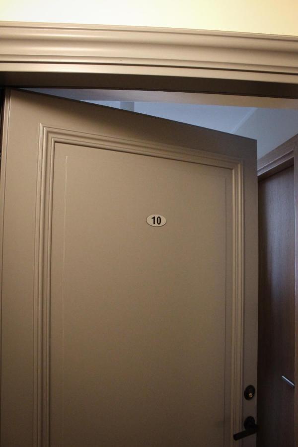 Emajoe Keeltekool Apartment Tartu Esterno foto