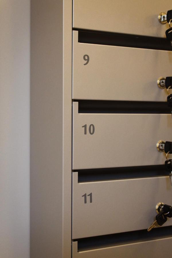 Emajoe Keeltekool Apartment Tartu Esterno foto
