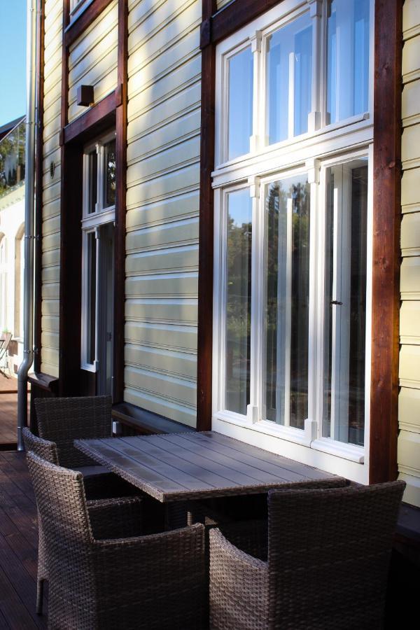 Emajoe Keeltekool Apartment Tartu Esterno foto