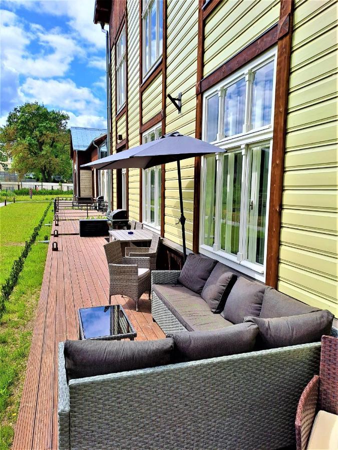Emajoe Keeltekool Apartment Tartu Esterno foto