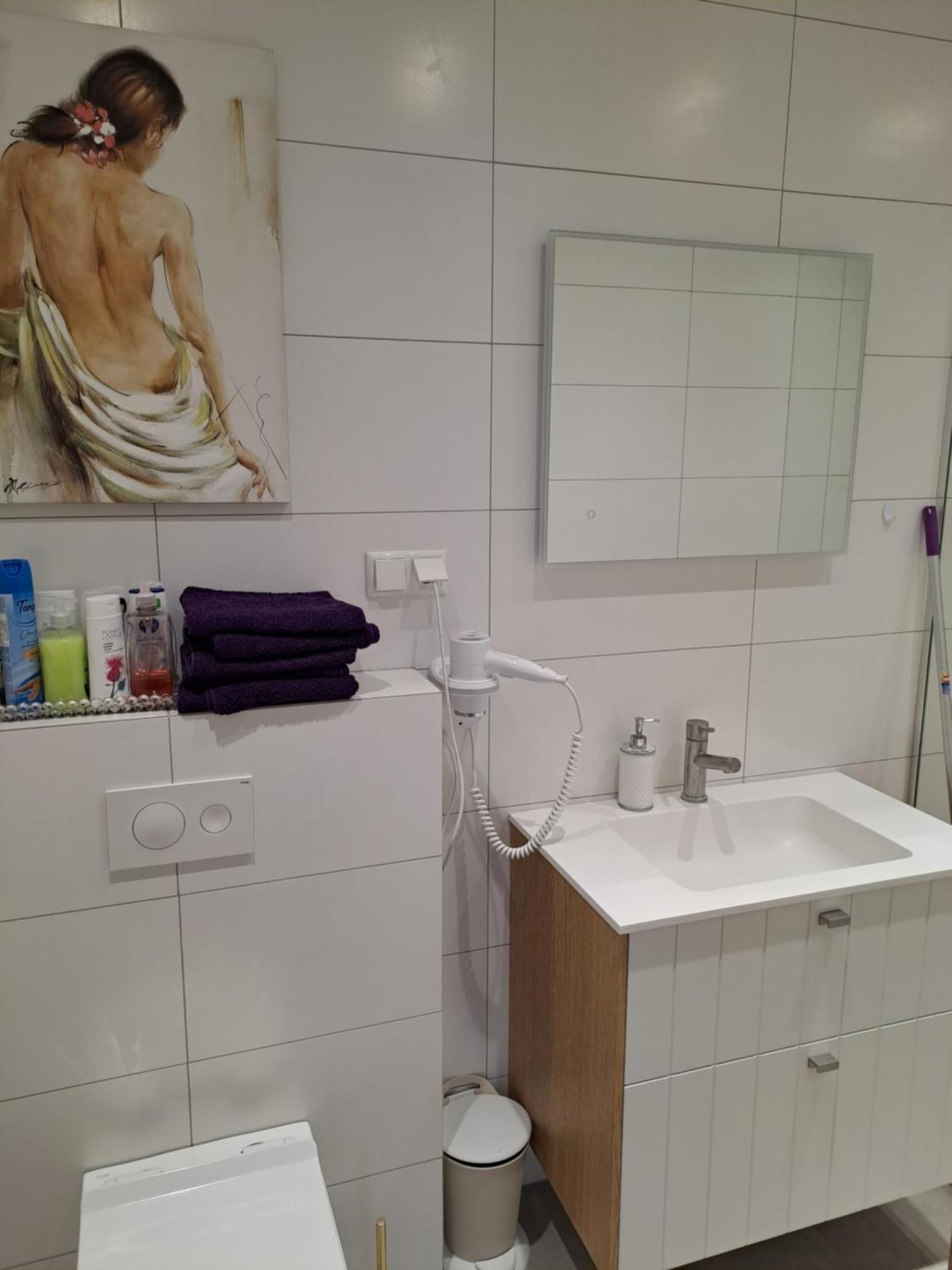 Emajoe Keeltekool Apartment Tartu Esterno foto