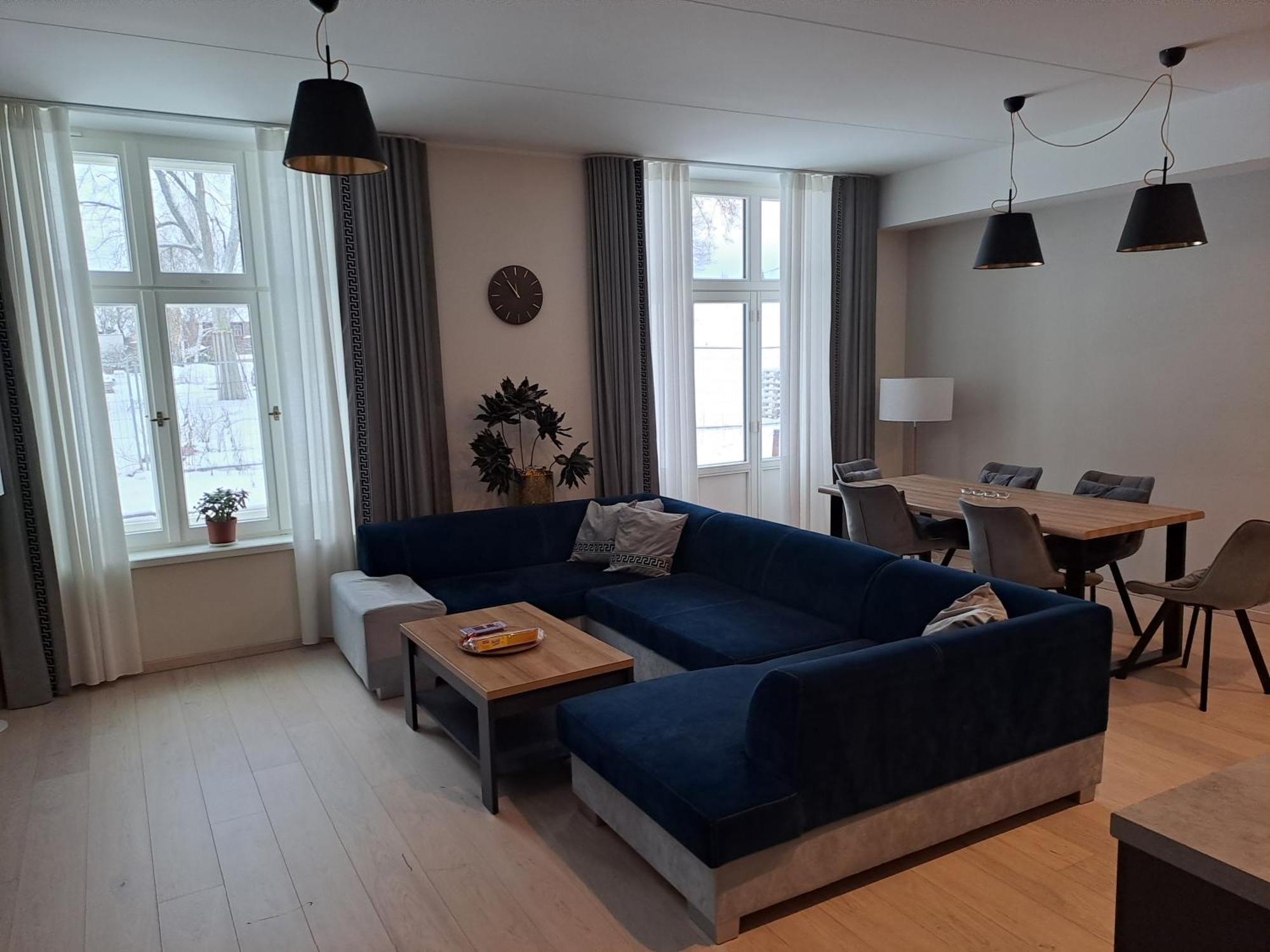 Emajoe Keeltekool Apartment Tartu Esterno foto
